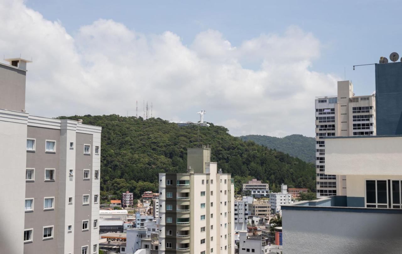 Amplo Apartamento De 3 Quartos No Centro De Balneario Camboriu N1859 Apartment Екстериор снимка